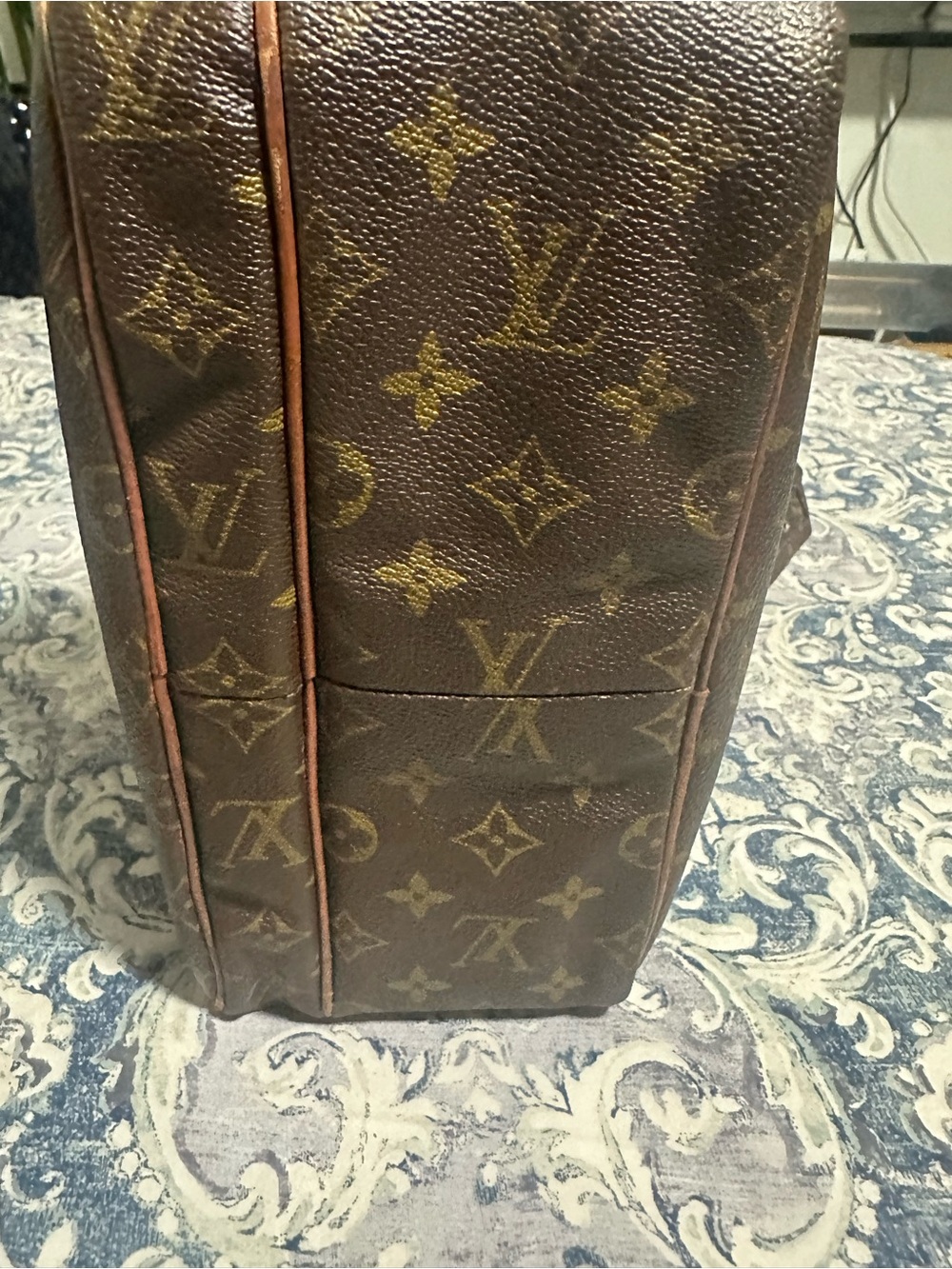 Louis Vuitton Vintage Monogram Nile Messenger Crossbody - Picture 7 of 9